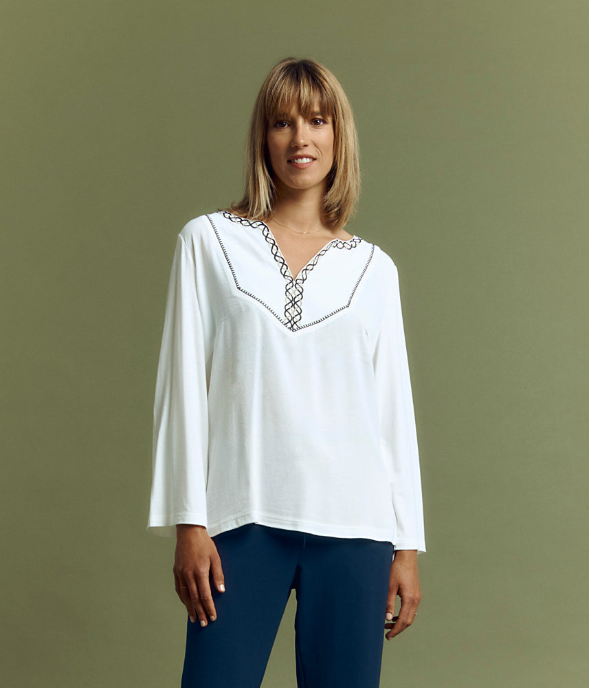 Blouse brodée en crêpe de viscose CHIPIE/85171/003